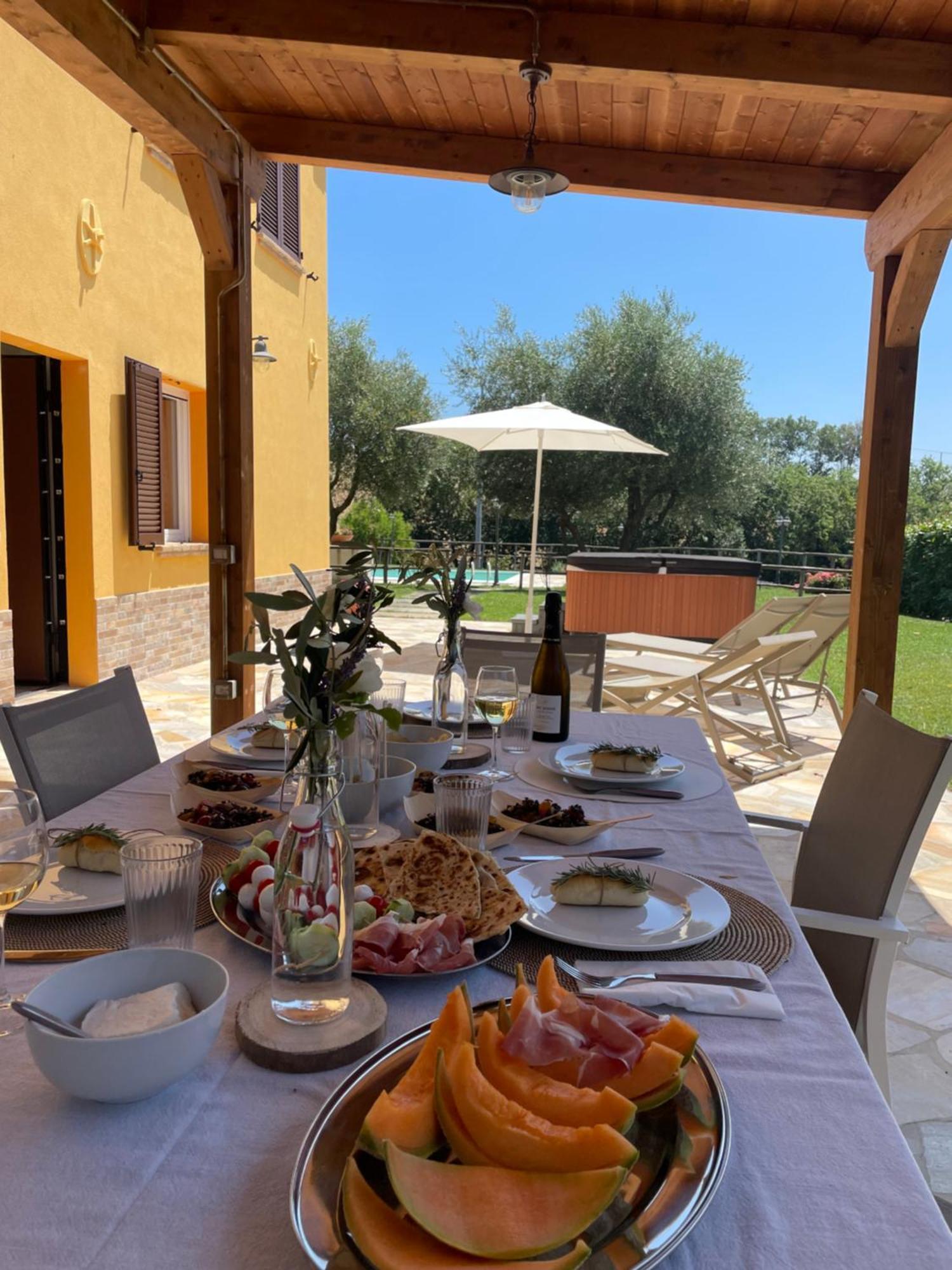 Montenovo Country House Ostra Vetere Exterior foto