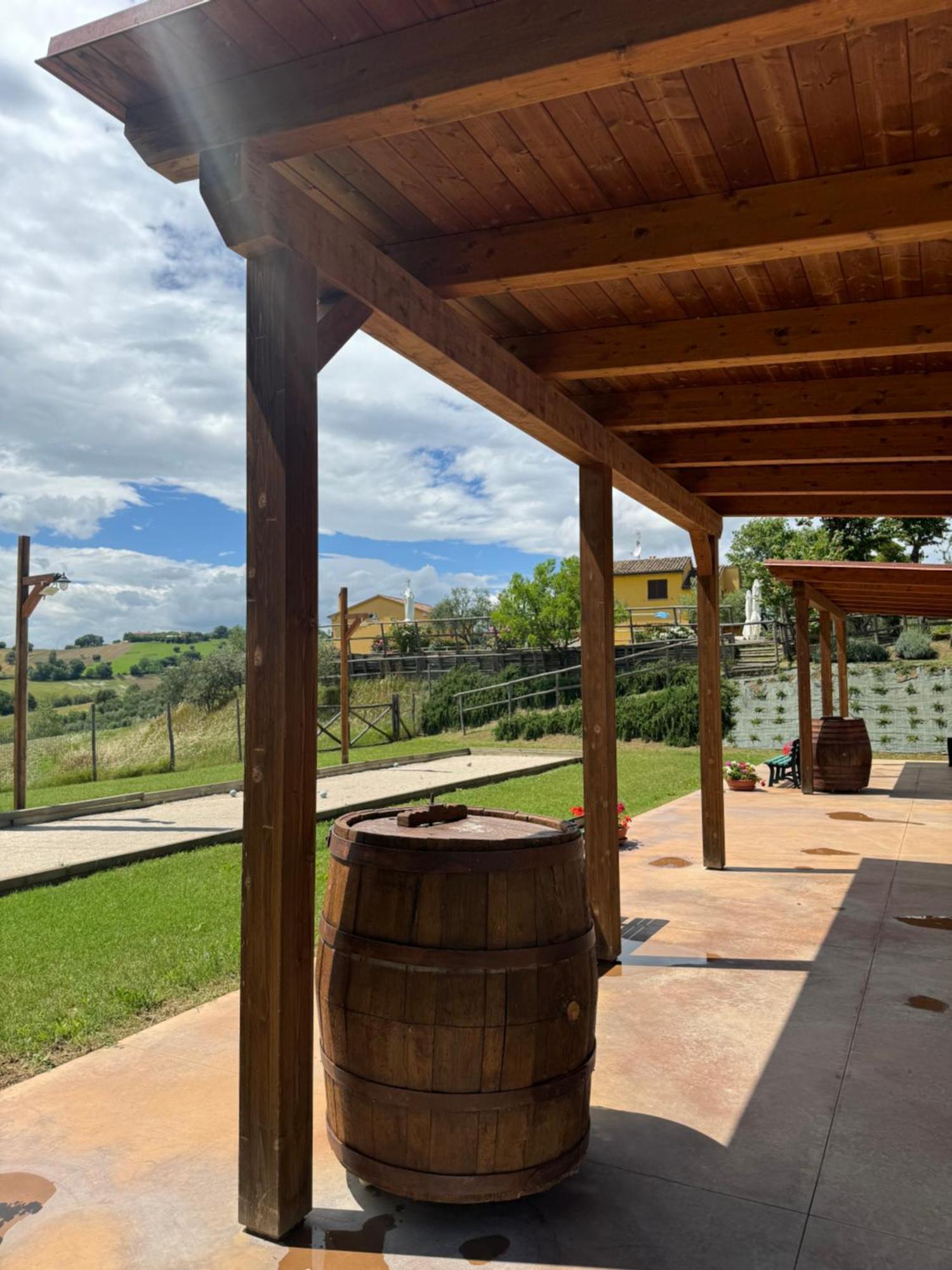 Montenovo Country House Ostra Vetere Exterior foto