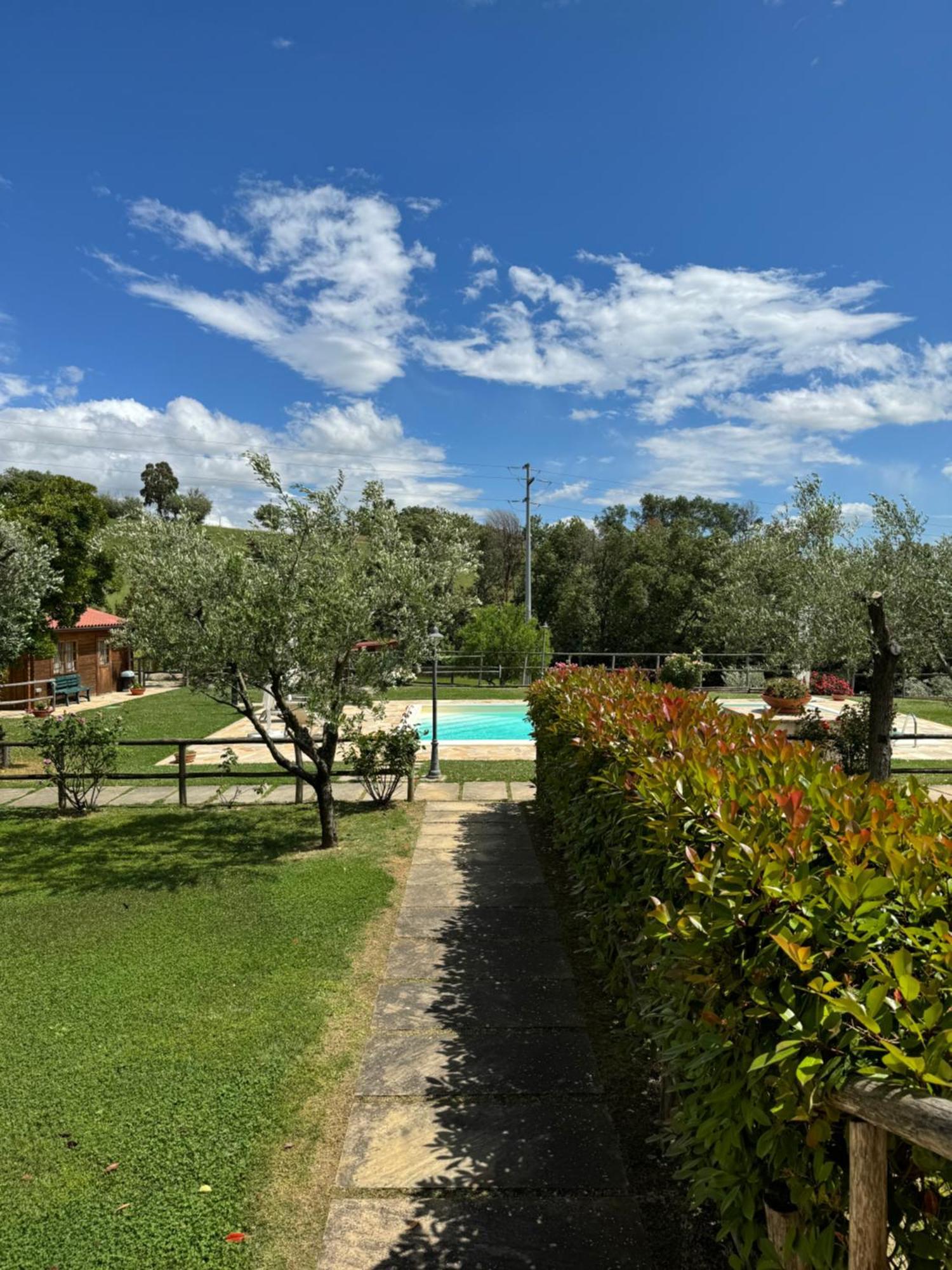Montenovo Country House Ostra Vetere Exterior foto