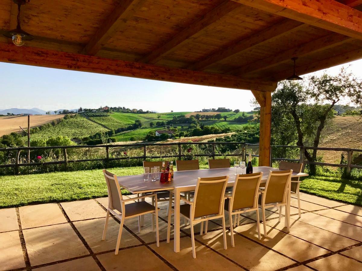 Montenovo Country House Ostra Vetere Exterior foto